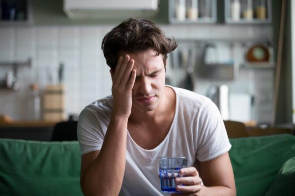 Pillen of bach bloesem druppeltjes bij migraine?