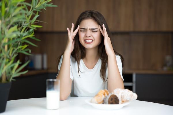 Voeding en hoofdpijn: dit moet je (w)eten